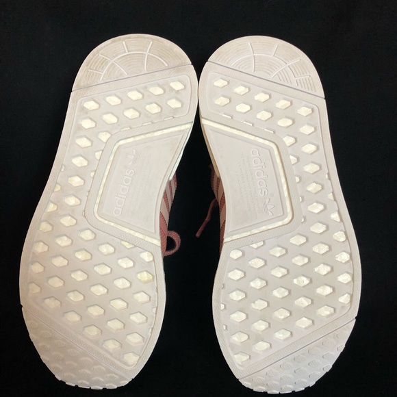 !!!SOLD!!! Women’s NMD R1 - Picture 5 of 6